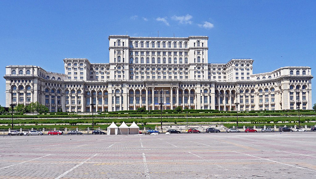 1024px-Palace_of_the_Parliament_Bucharest.jpg