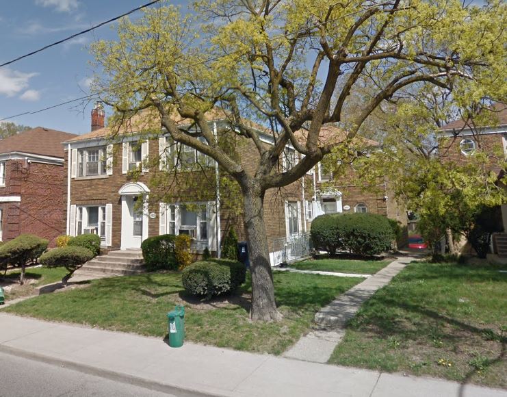 1657 Bathurst Before.JPG