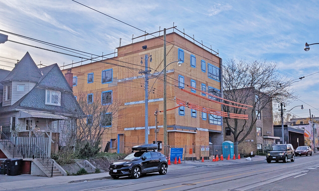 230coxwell-17.jpg