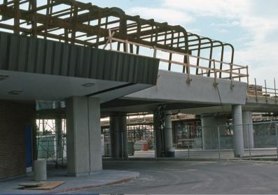 4Busway and Platform.jpg