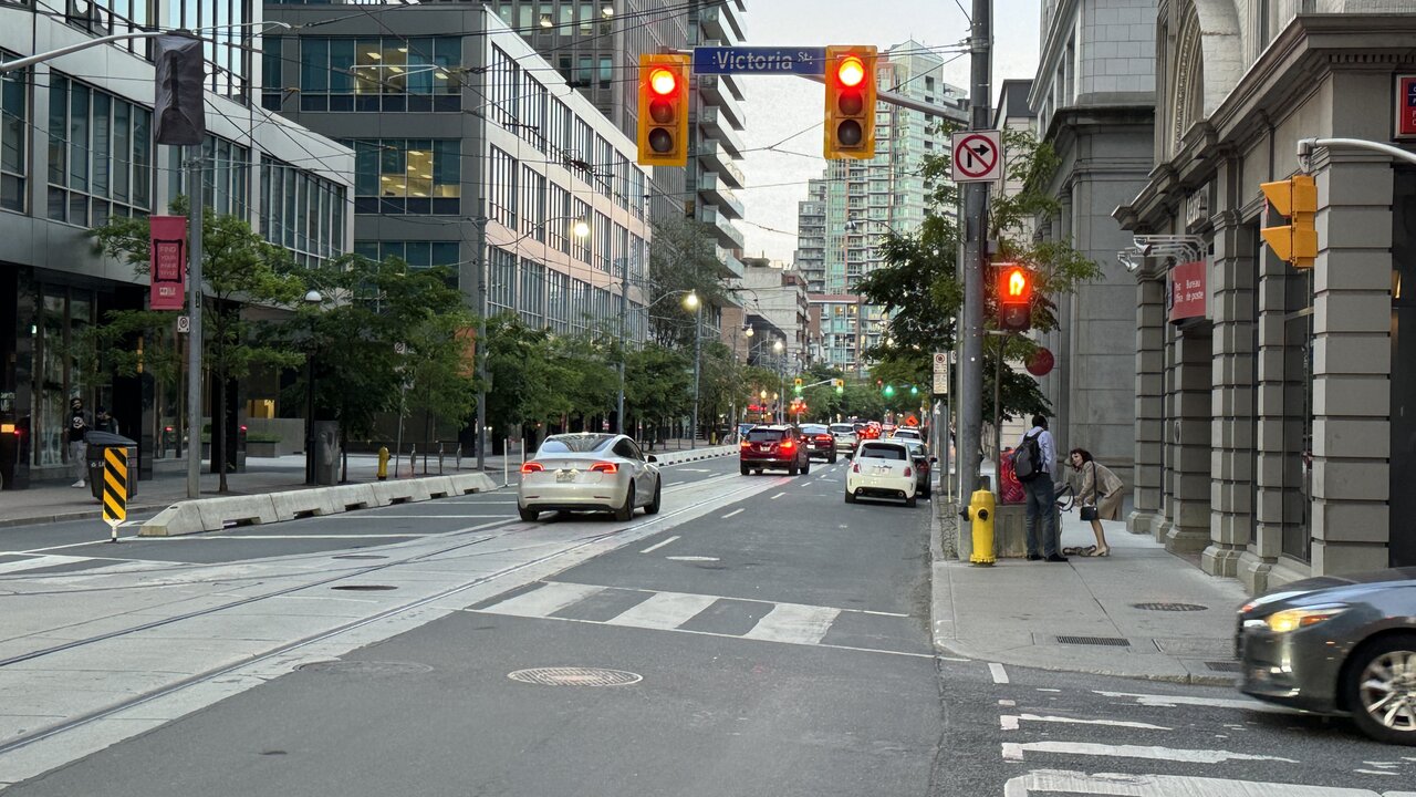 Adeliade Victoria E2.jpg