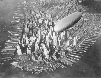 airship-3-Macon-over-Manhat.jpg