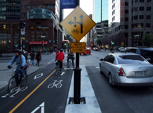 bike-lane-montreal.jpg