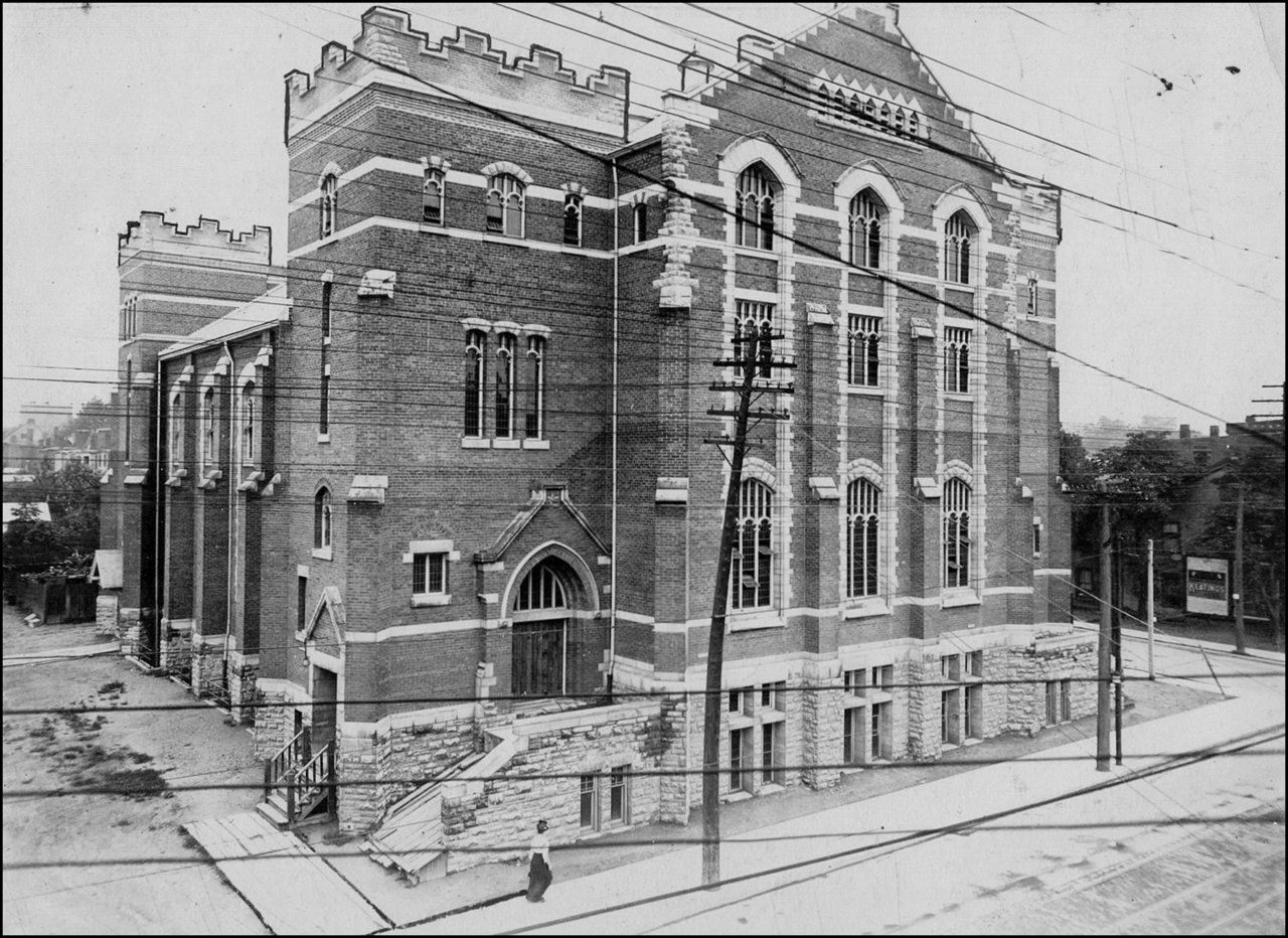 Dale Church Presbyterian, Queen Street West, northwest corner of Bellwoods Ave. 1919 TPL.jpg