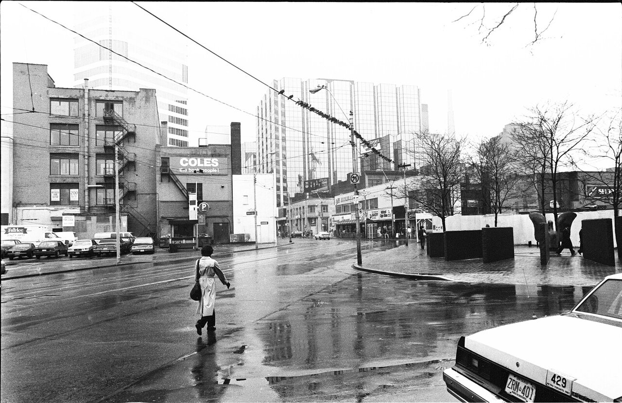 dundas victoria 1987.jpeg