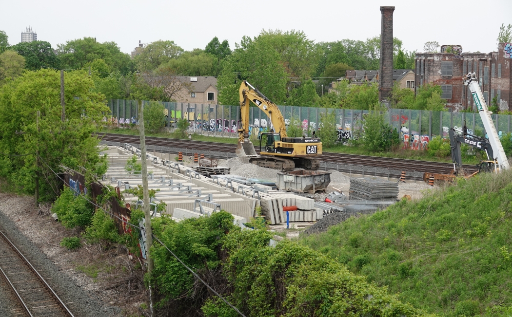 Dundas_Lansdowne_tracks_28May2025(1)_1050pxls.JPG
