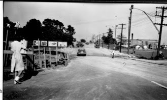 Eglinton near Bayview 1951.jpg
