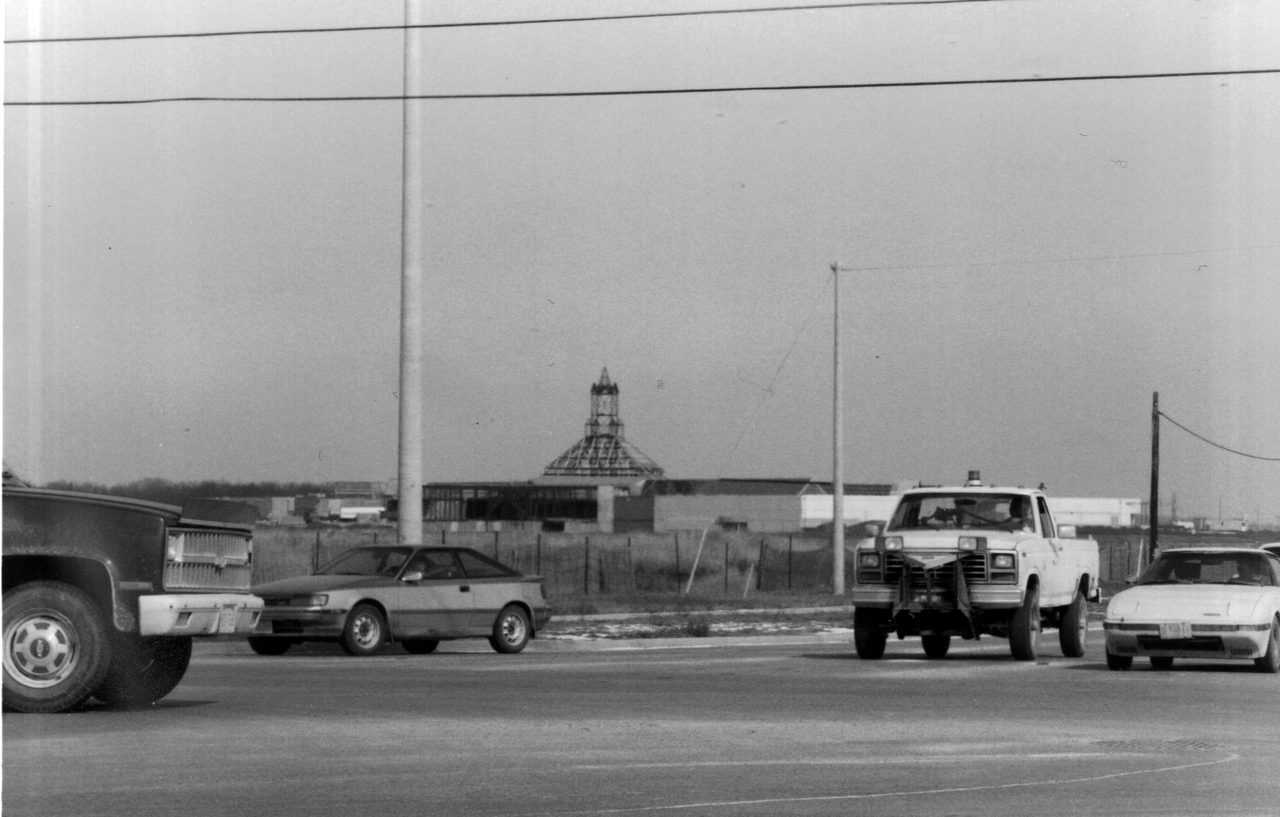 Erin Mills Town Centre from Winston Churchill and Eglinton.png