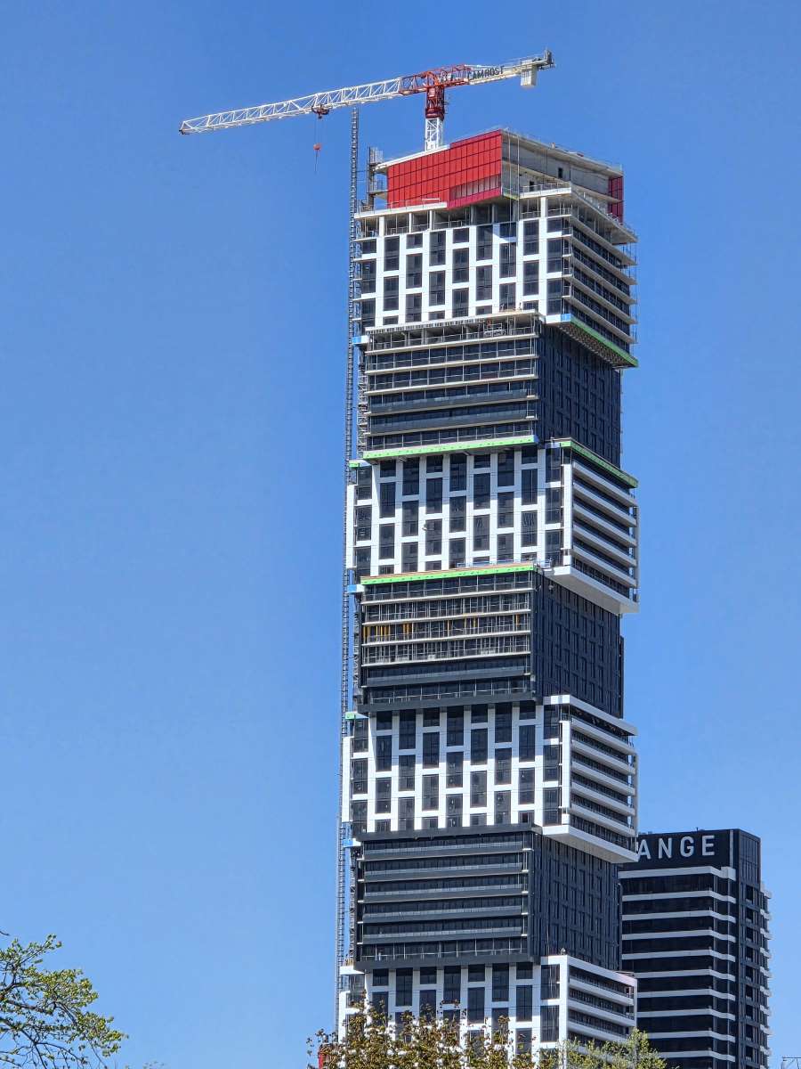 Exchange 1 District Crown.jpg