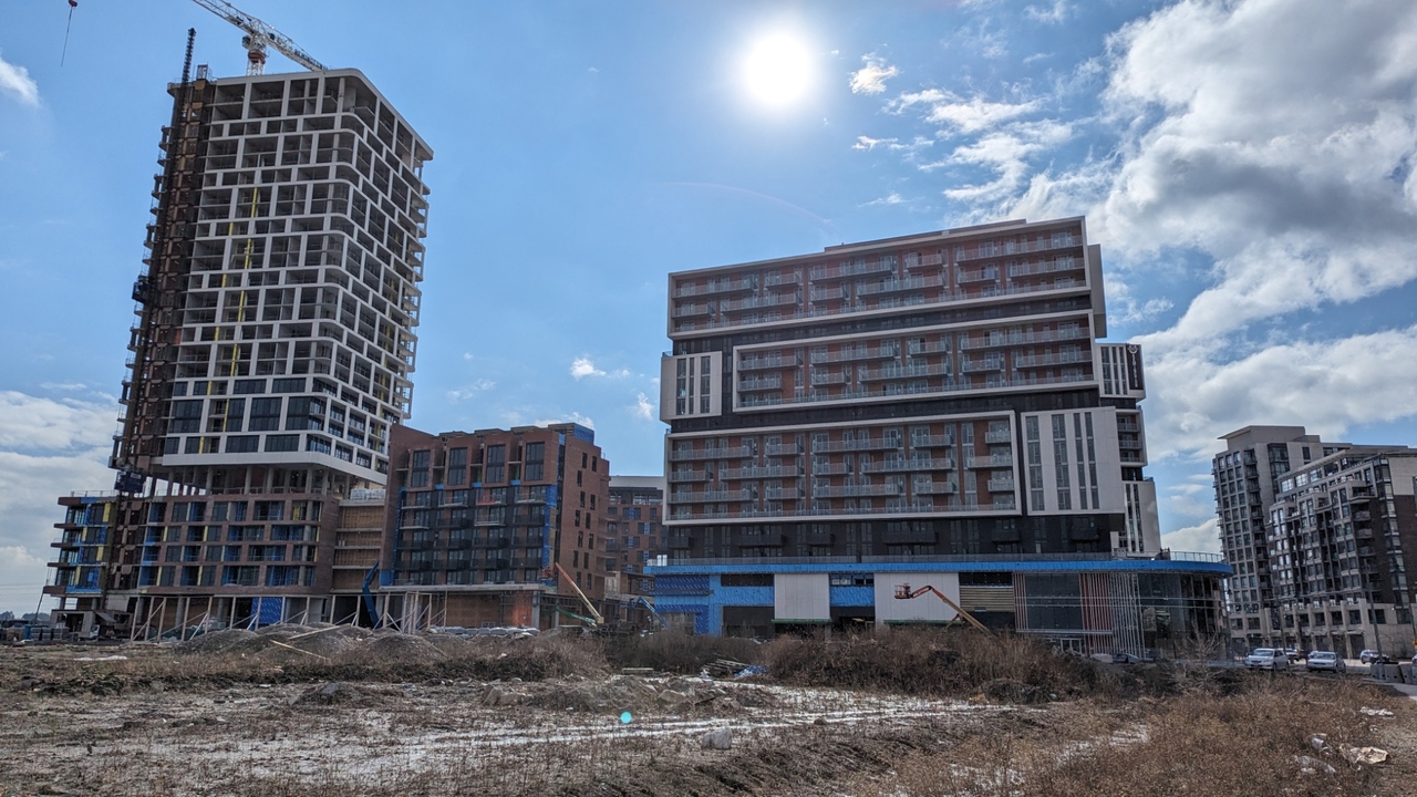 Gallery Square & Tower, pic 1 (Birchmount & Simcoe Promenade, Markham) - Feb 13, 2024.jpg