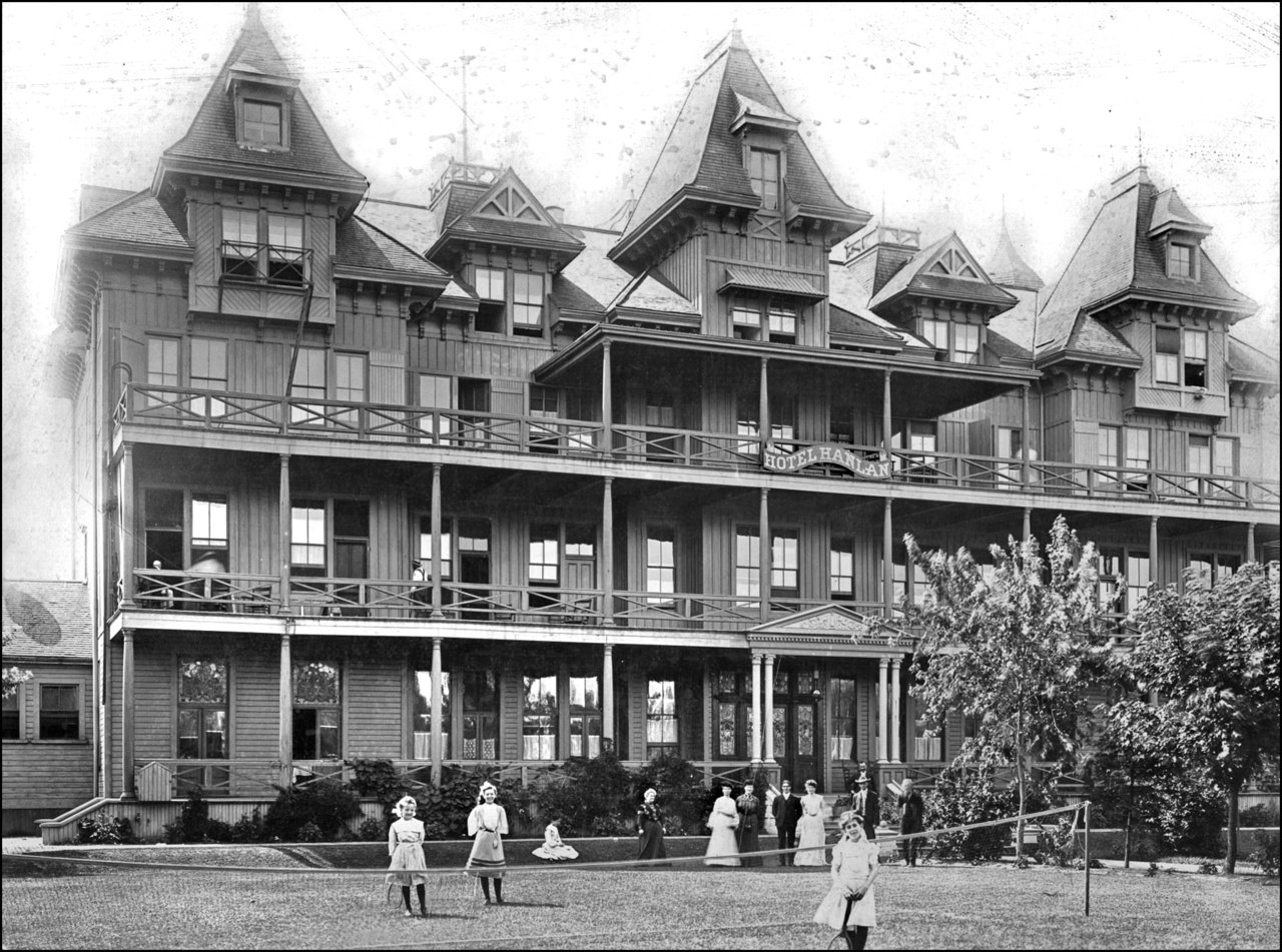 Hotel Hanlan (1880-1909), Hanlan's Point 1905   TPL.jpg