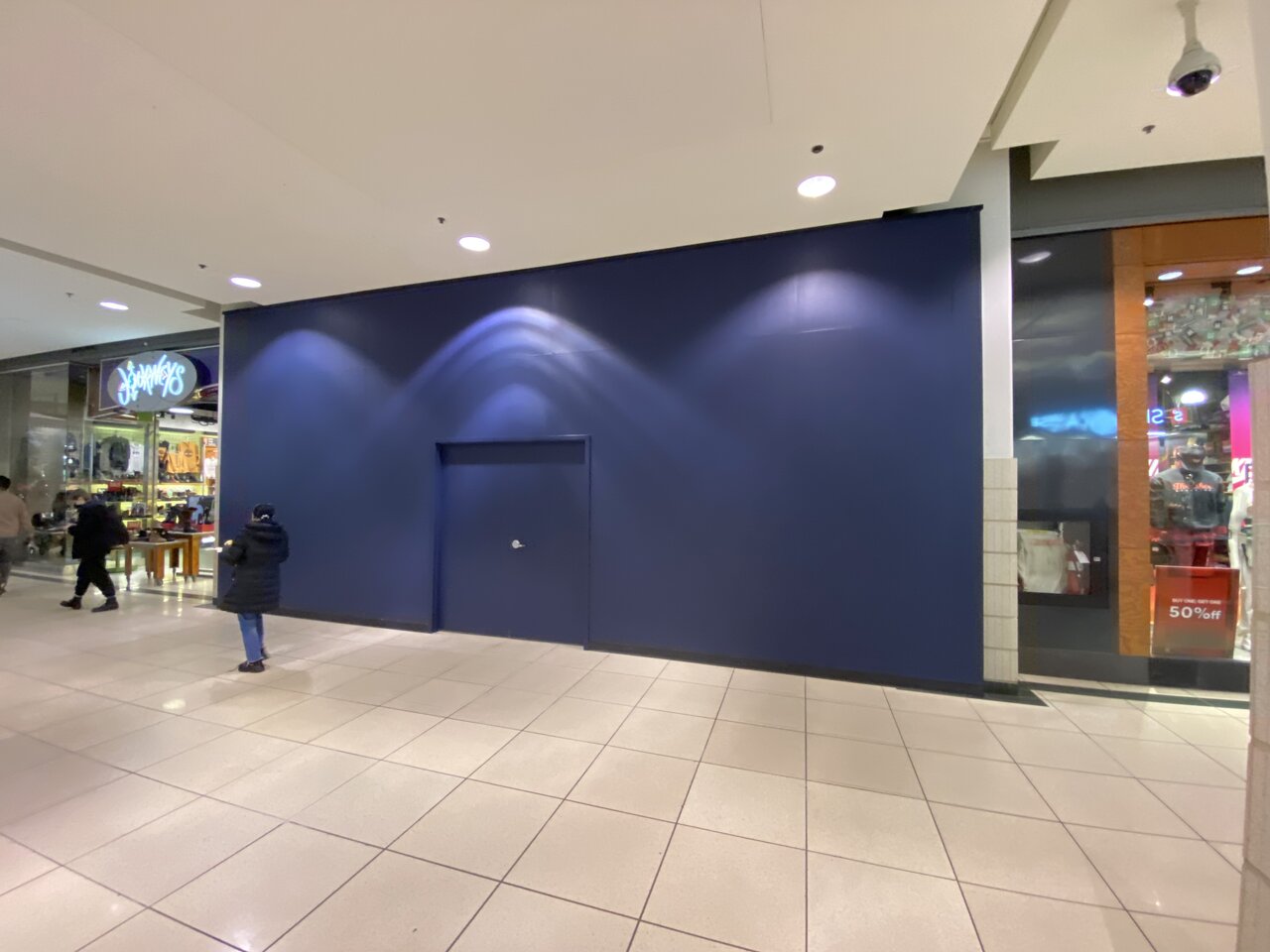 Toronto Blue Jays Shop Rogers Centre (3), Shikatani Lacroix
