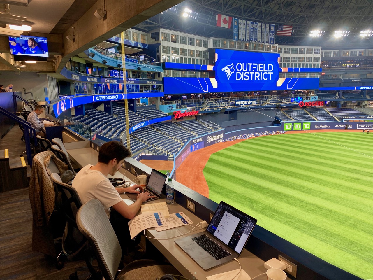 Rogers Centre Renovations, ?m, ?s, Toronto Blue Jays, Populous, Page  60