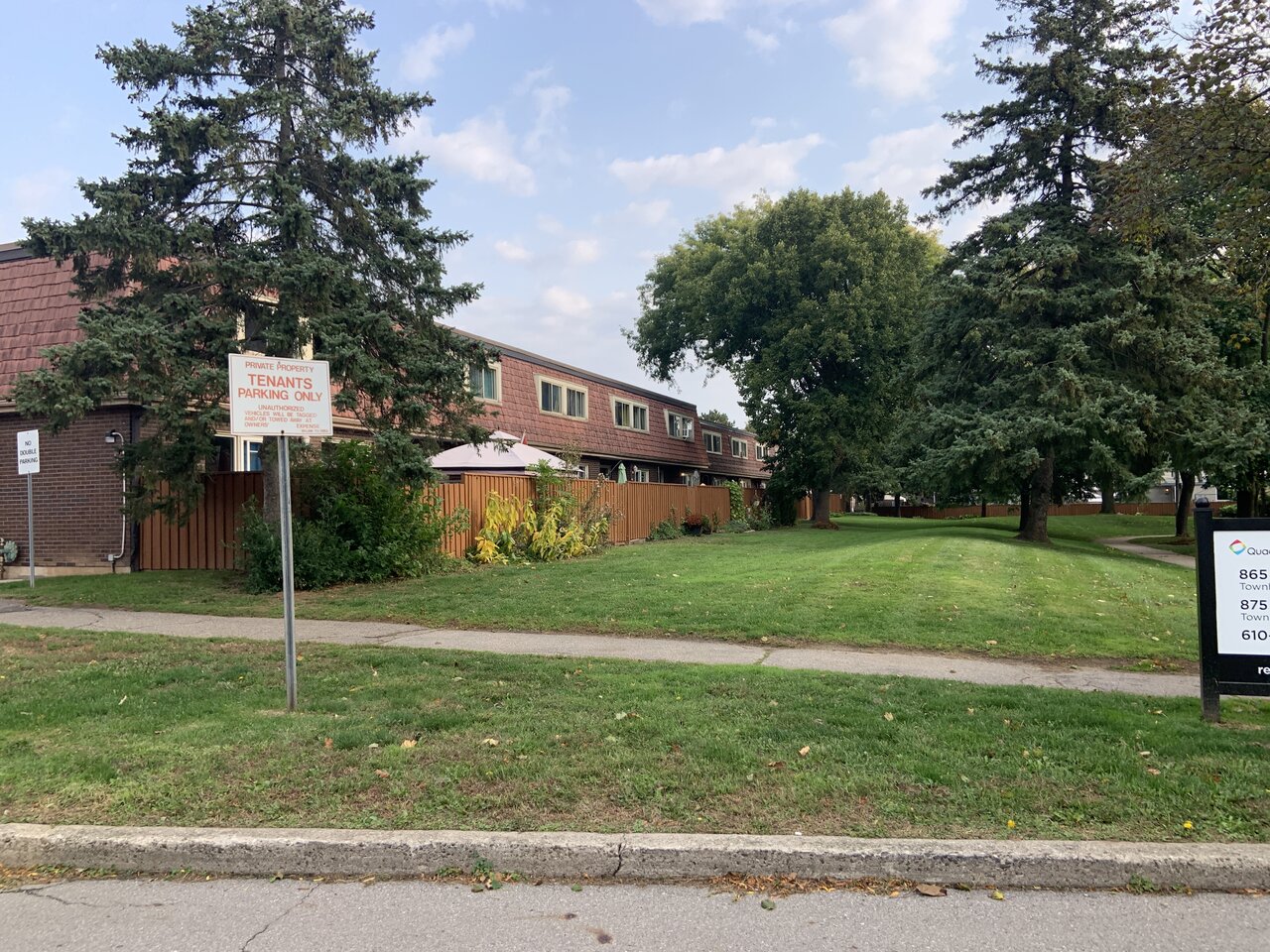 Court Redevelopment 610 Surrey Lane (Burlington) ?m ?s