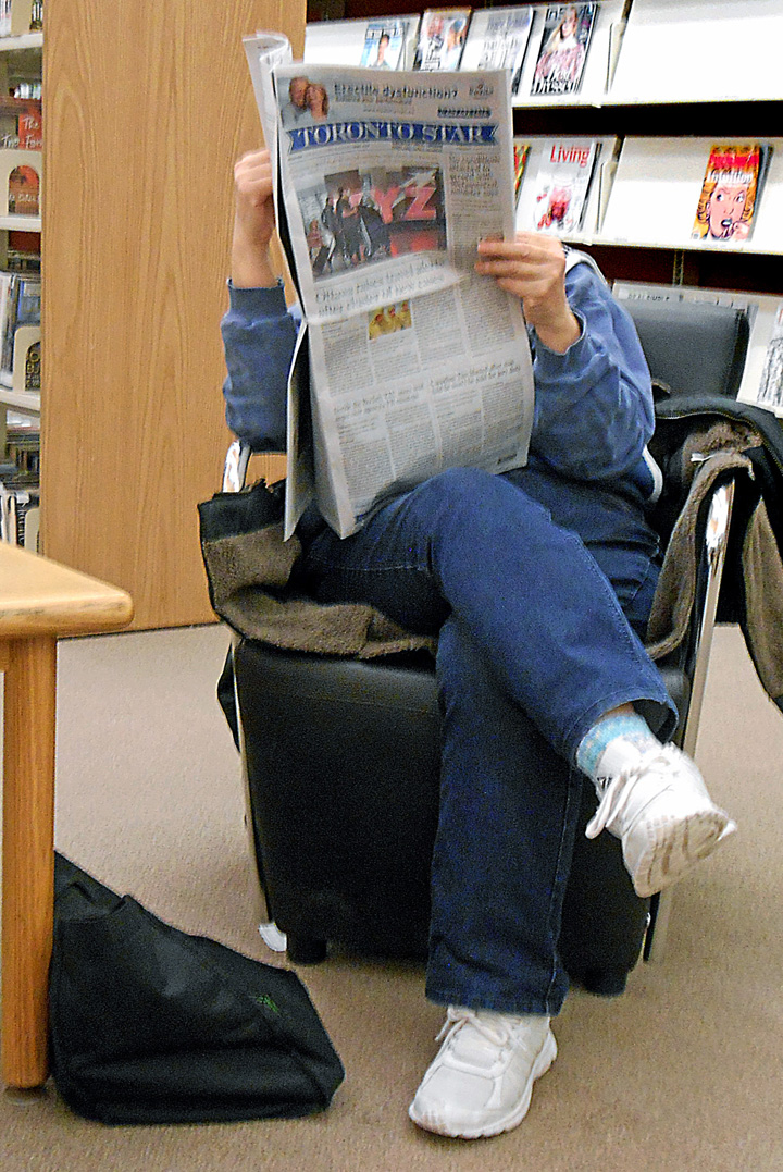 library reading Star.jpg