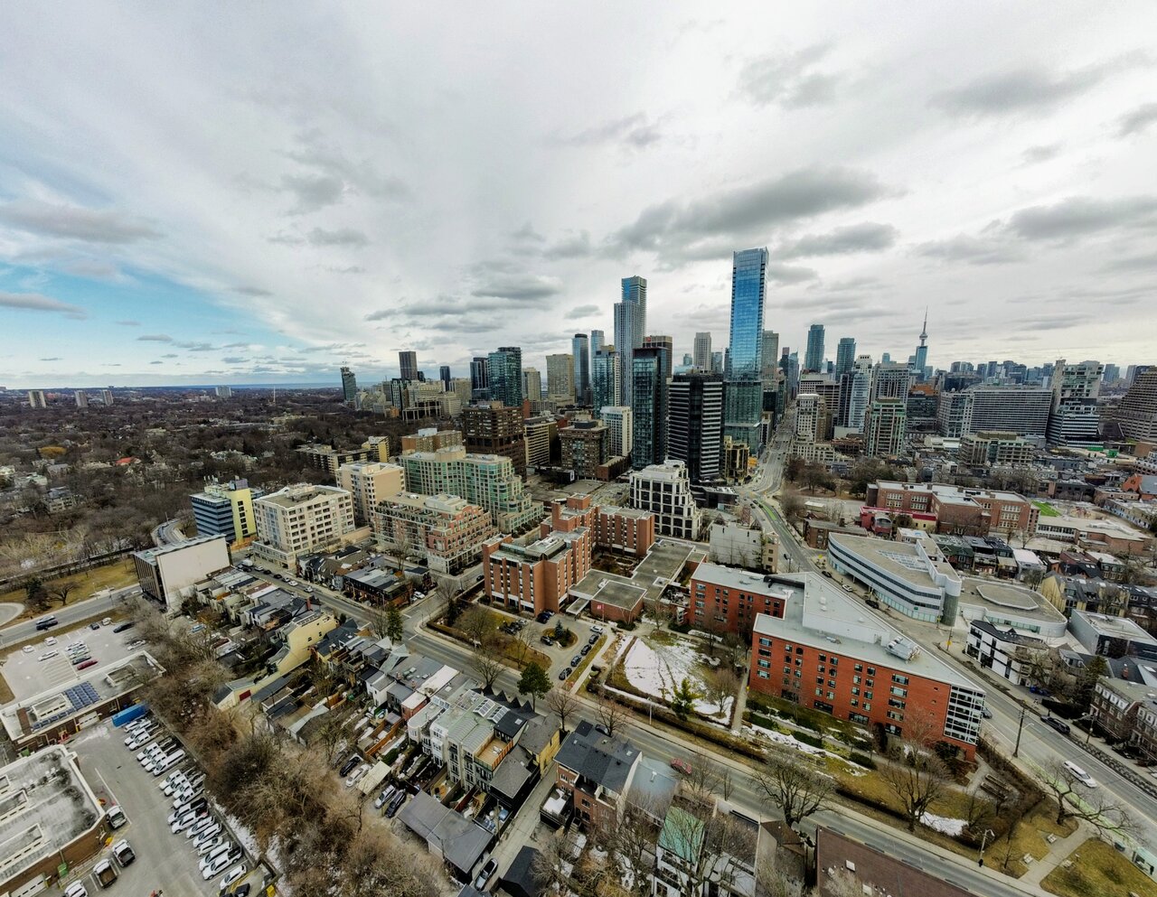 Photo_6881348_DJI_68_pano_14490058_0_20213614468_photo_pano~2.jpg