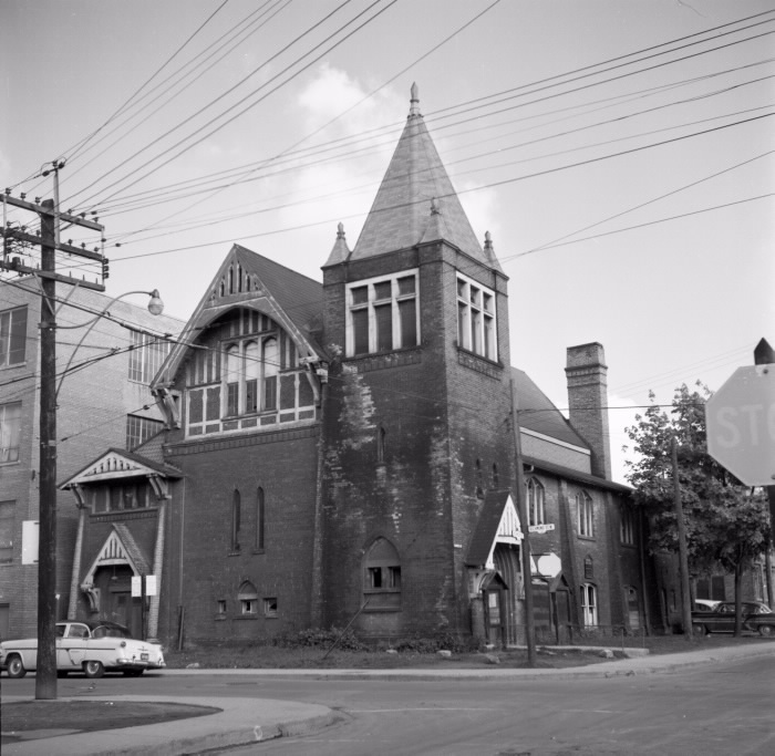 RichmondTeccumseth Baptist Church.jpg