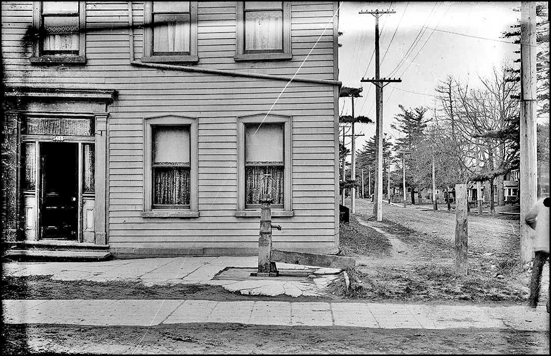 Seller’s Hotel, formerly the Deer Park Hotel southwest corner of Yonge Street and St. Clair Av...jpg