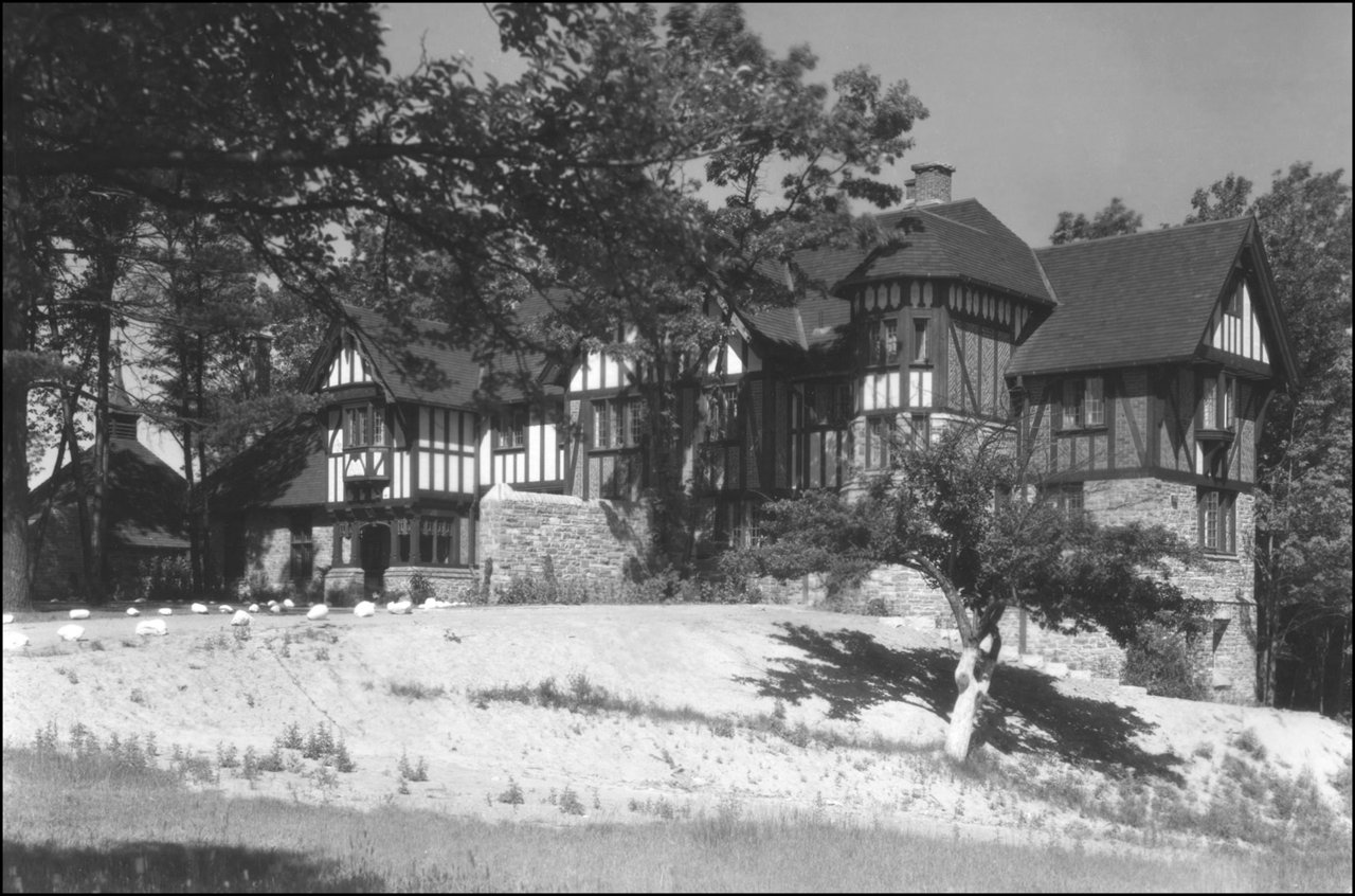 Smith, Robert Home, house, Edenbridge Drive, north west corner Edenbrook Hill  1930 TPL.jpg