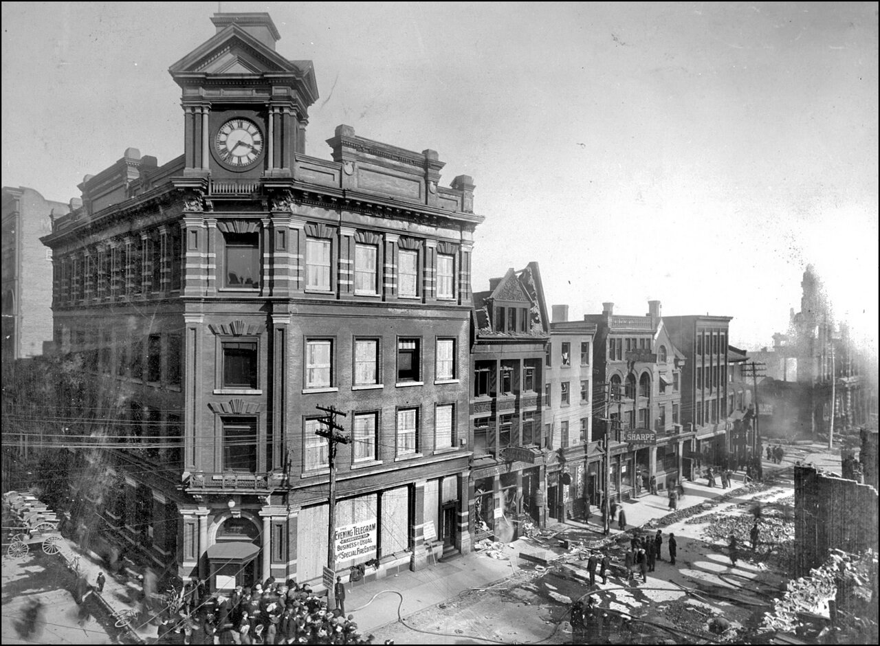 The Toronto Evening Telegram building (Bay at Melinda) was on the very edge of disaster during...jpg