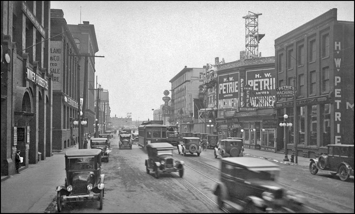 TN Front towards York 1928.jpg