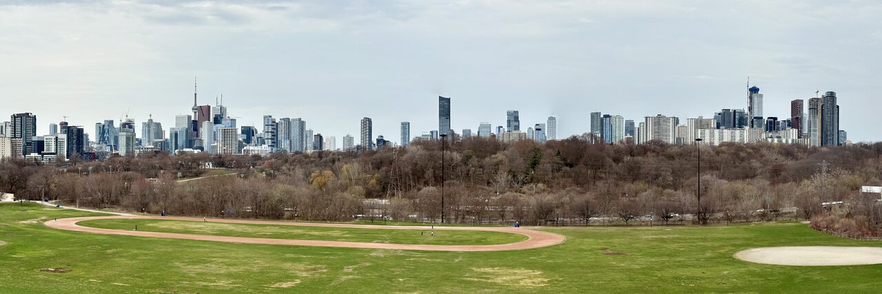 Toronto Pano 2025.04.21.jpeg