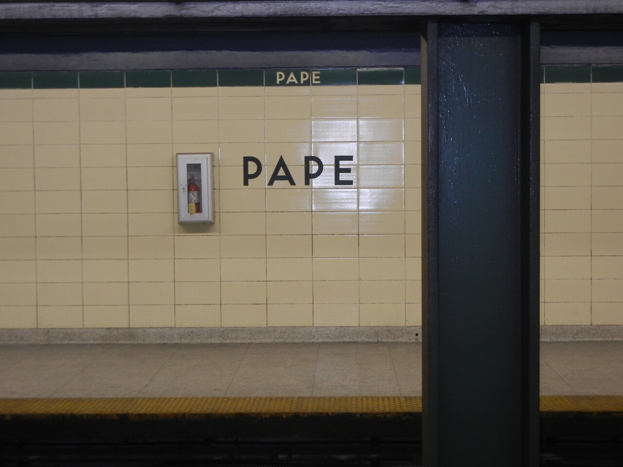 Transit Toronto 410.JPG