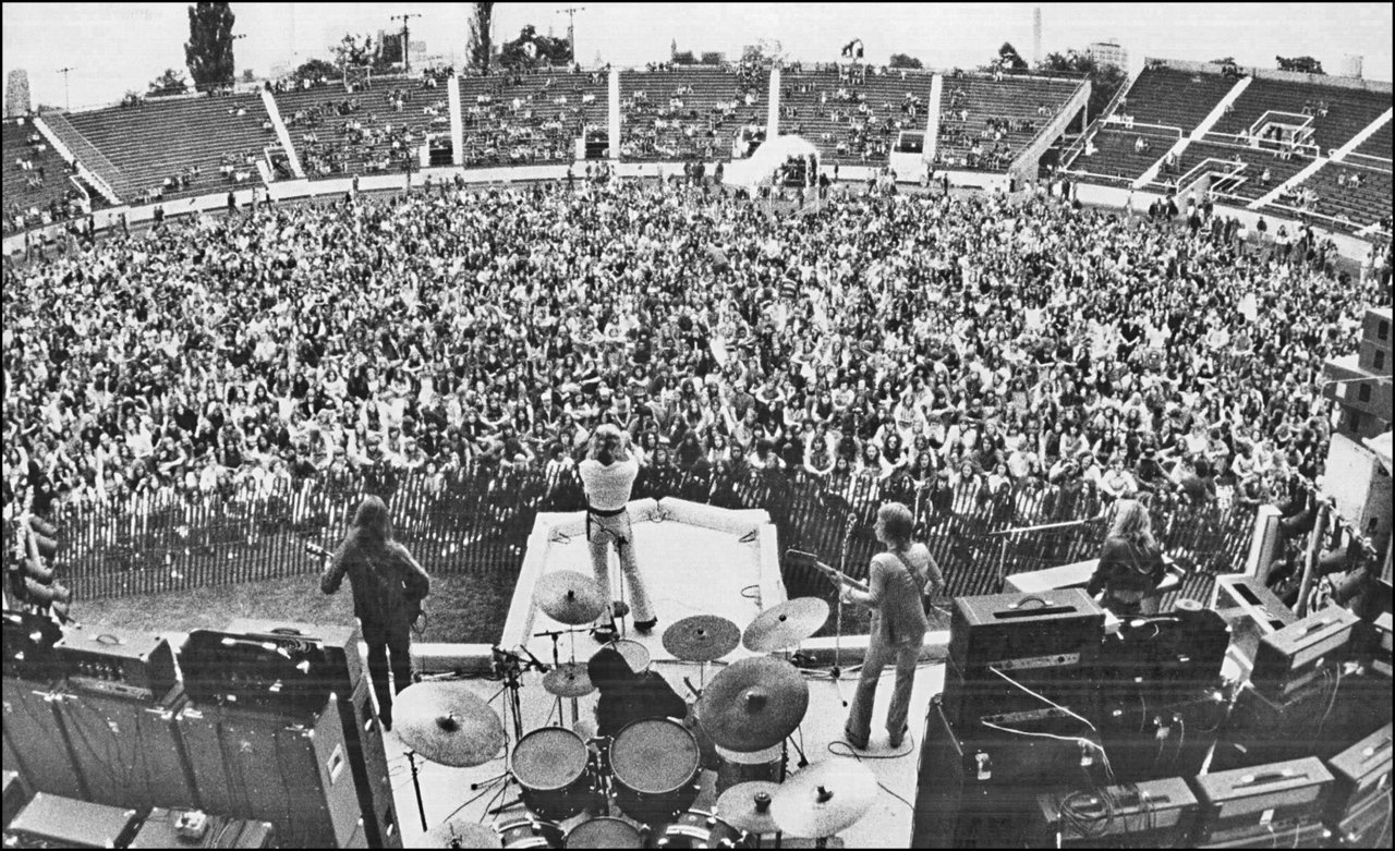 Varsity Stadium Rock Concert 1973 TPL.jpg