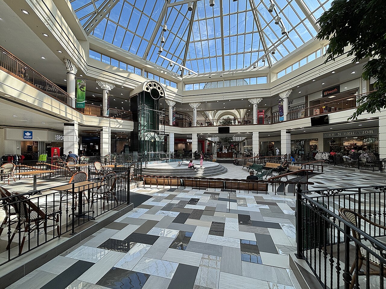 Woodbine_Centre_Atrium_2023.jpg