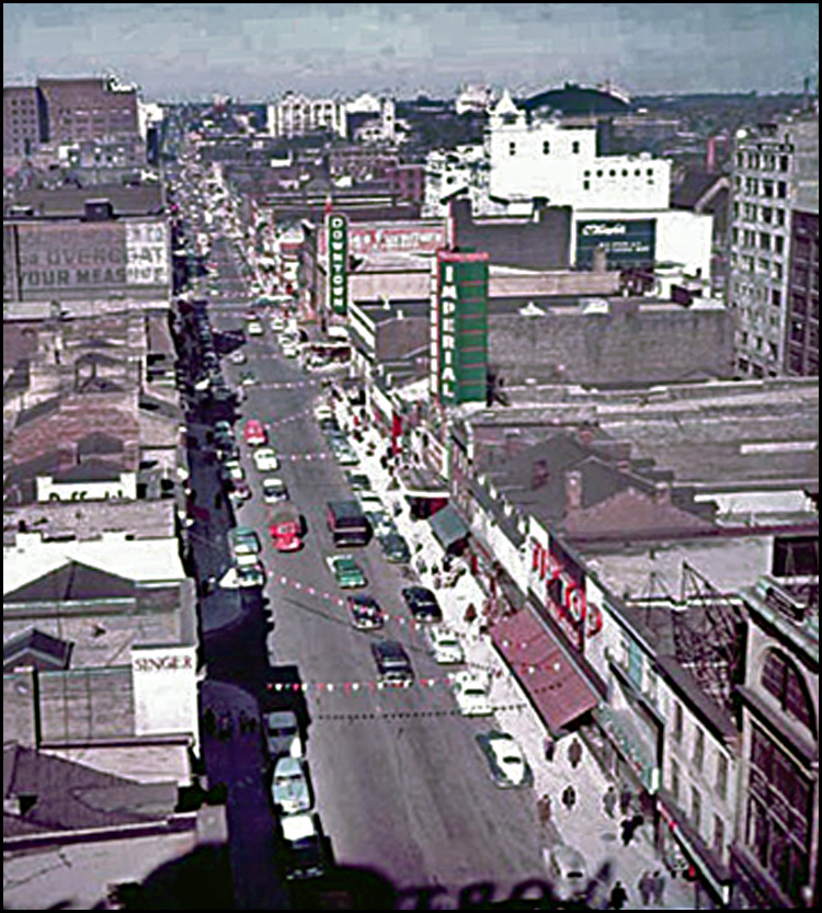 Yonge St. 1952 Ont. Archives-i00055331.jpg